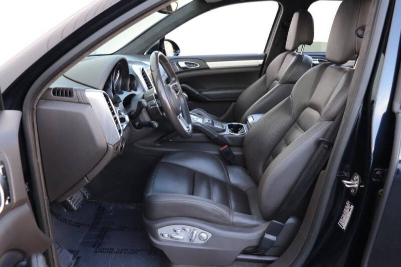 2015 Porsche Cayenne Turbo