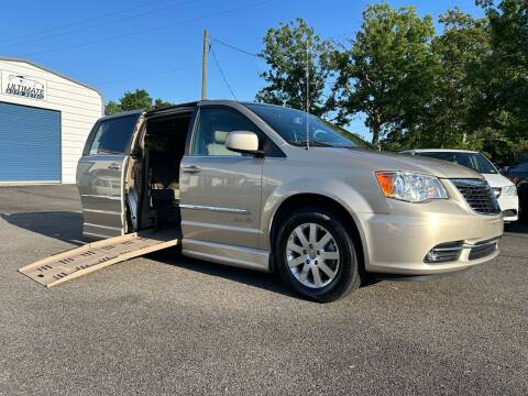2015 Chrysler Town and Country for sale at ULTIMATE MOTORS in Midlothian VA