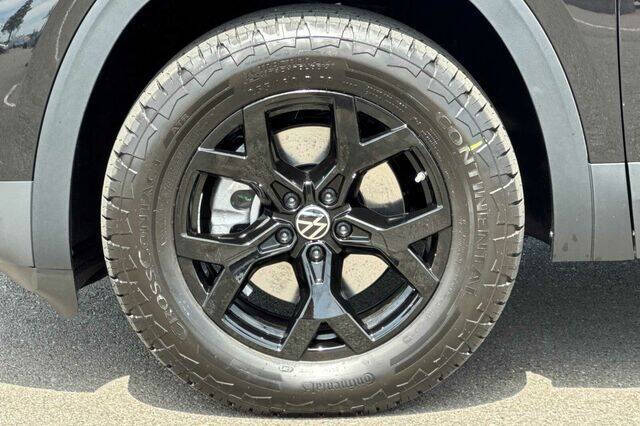 2025 Volkswagen Atlas Peak Edition 4Motion