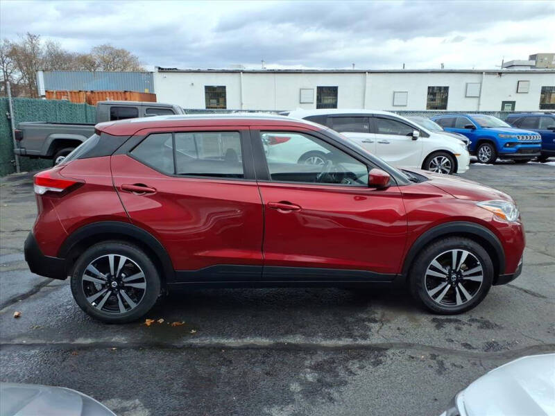 2020 Nissan Kicks SV