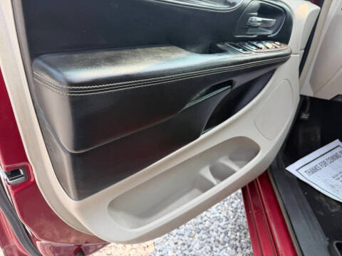 2012 Chrysler Town and Country Touring