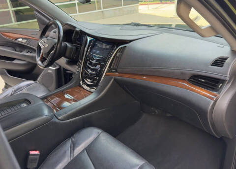 2019 Cadillac Escalade ESV Luxury