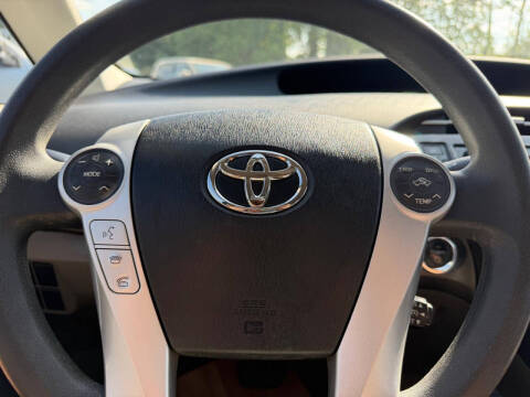 2011 Toyota Prius Three