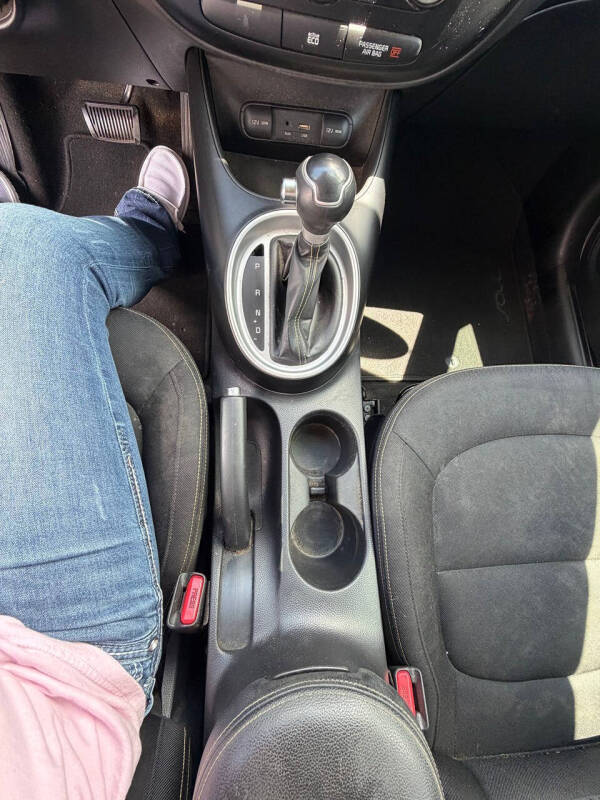 2015 Kia Soul +