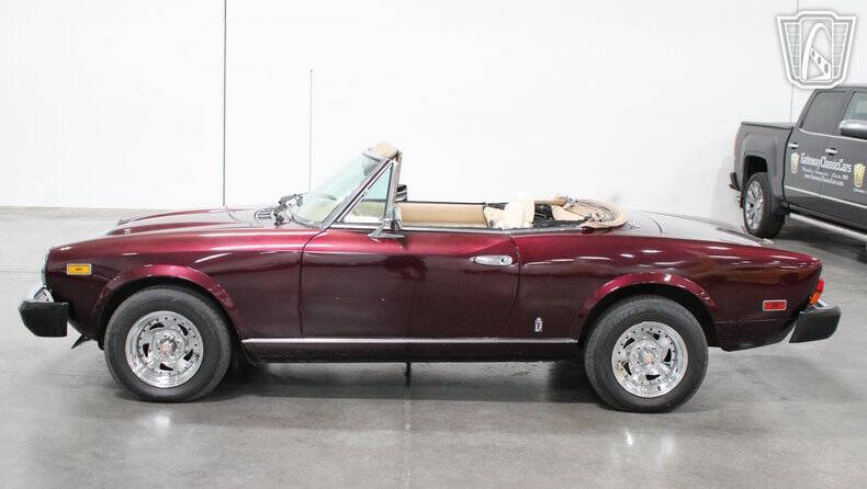 1982 FIAT 2000 Spider