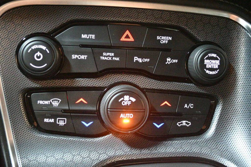 2017 Dodge Challenger