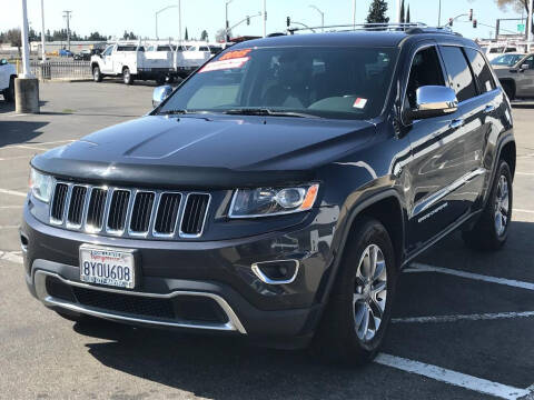 2015 Jeep Grand Cherokee for sale at Dow Lewis Motors in Yuba City CA