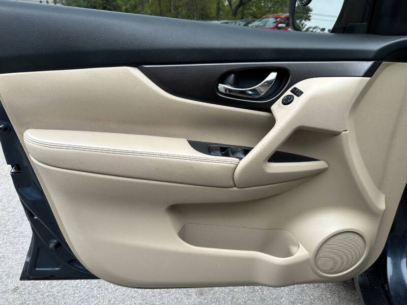 2014 Nissan Rogue S