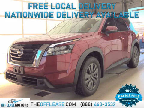 2023 Nissan Pathfinder SV