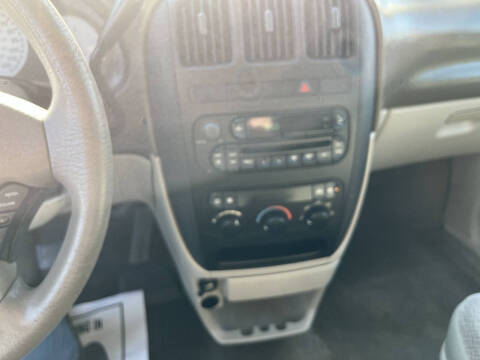 2005 Dodge Caravan SE