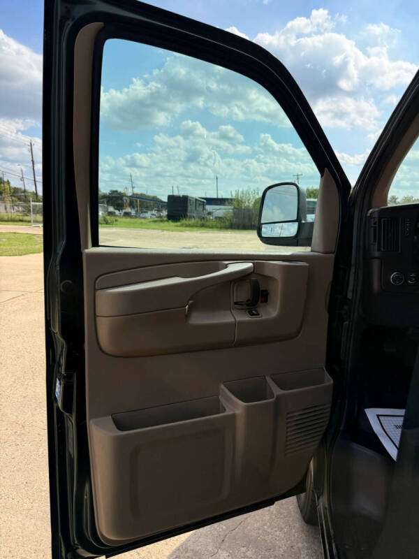 2015 Chevrolet Express 2500