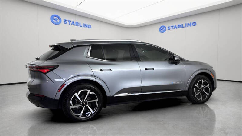 2025 Chevrolet Equinox EV LT