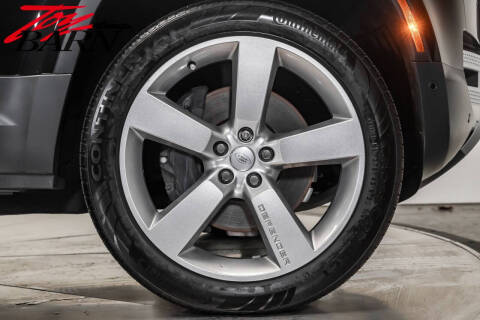 2024 Land Rover Defender 110 V8 P500 SE