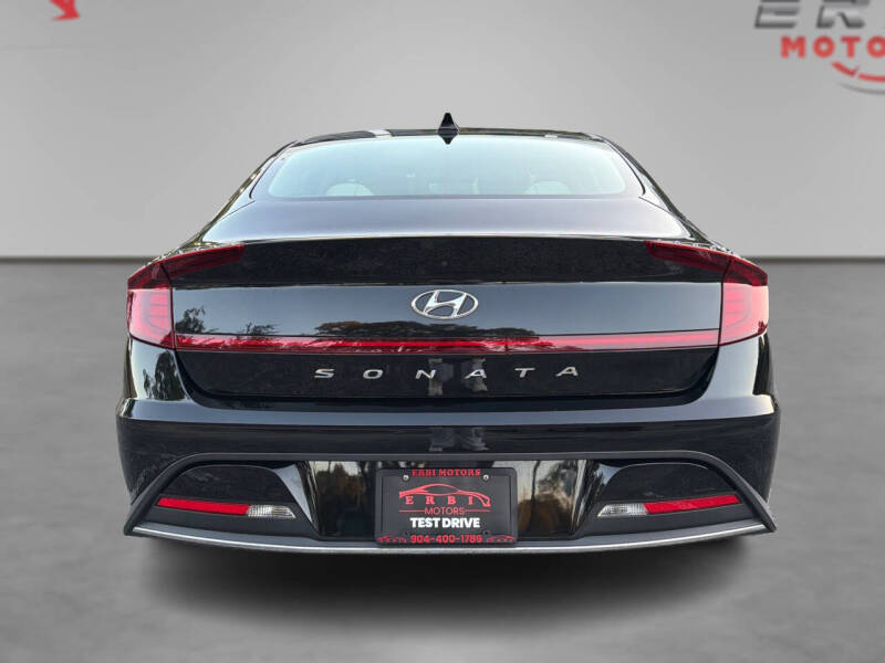 2023 Hyundai Sonata SE