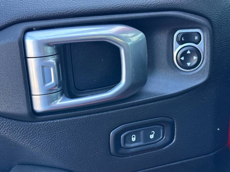 2023 Jeep Wrangler Sahara