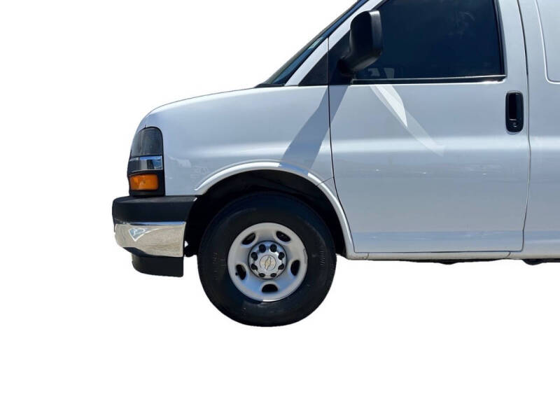 2019 Chevrolet Express 2500