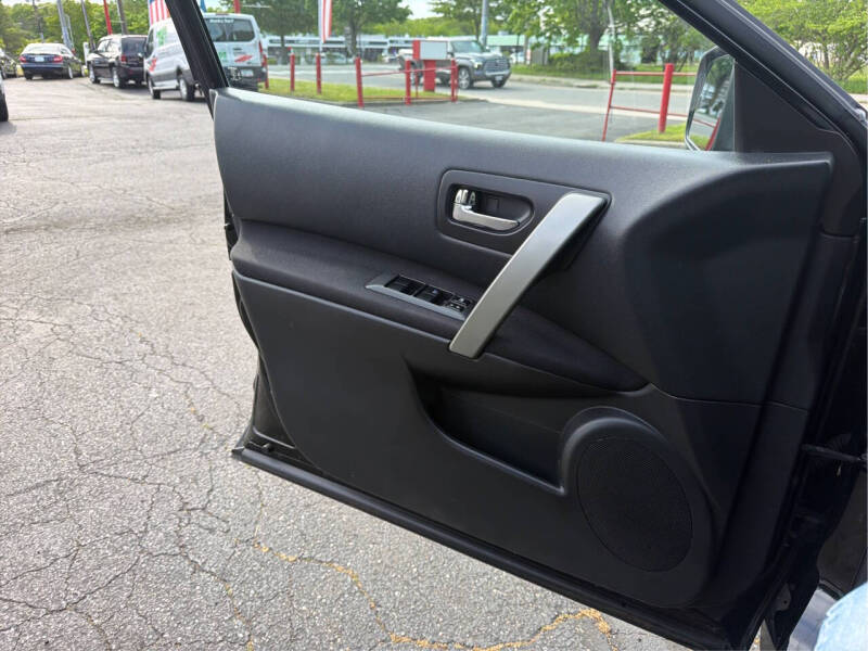 2011 Nissan Rogue S