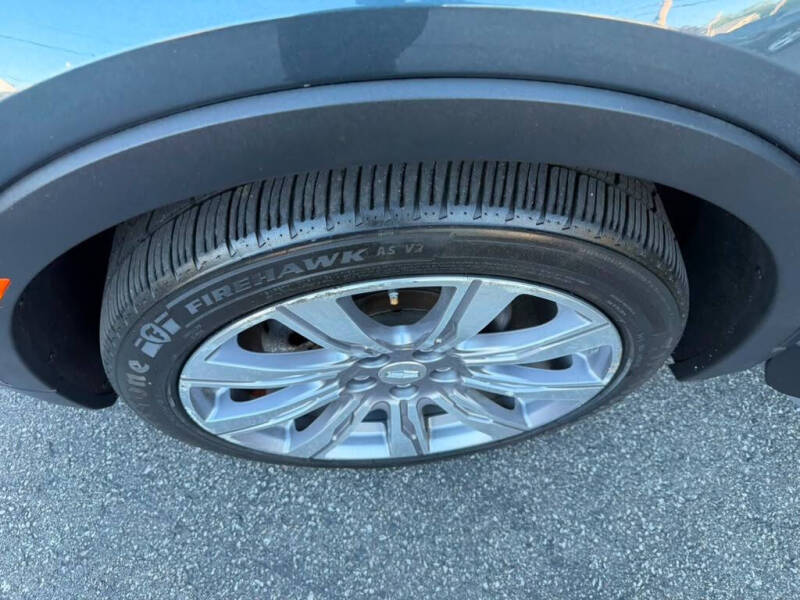 2019 Cadillac XT4 Premium Luxury