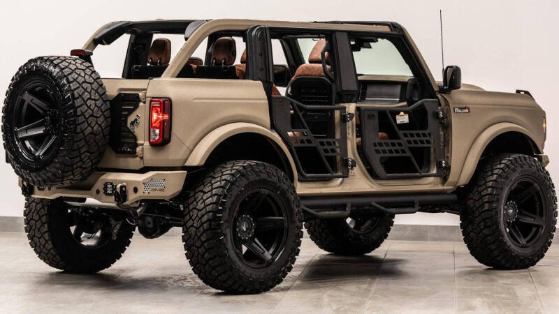 2025 Ford Bronco Outer Banks