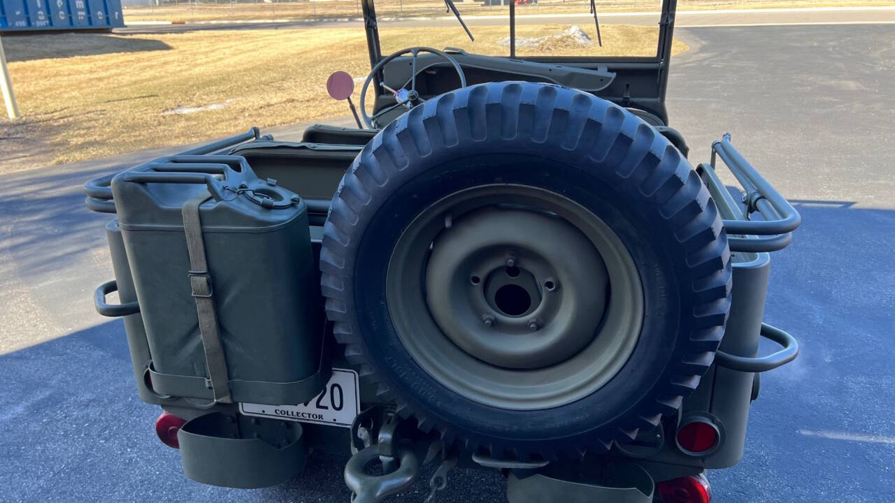 1942 Willys MB Jeep 18