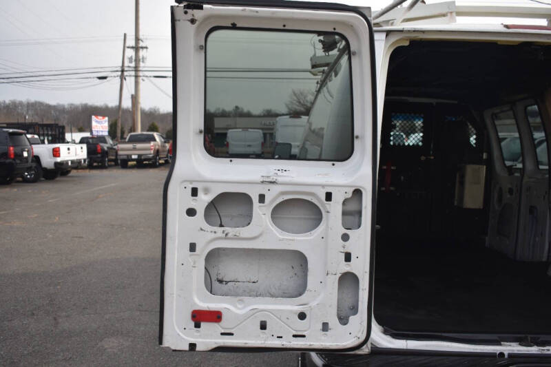 2011 Ford E-Series E-250