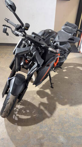 2026 KTM 1390 Super Duke R Evo