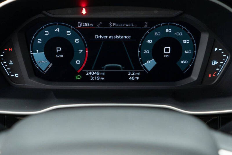 2023 Audi Q3 quattro S line Premium 45 TFSI