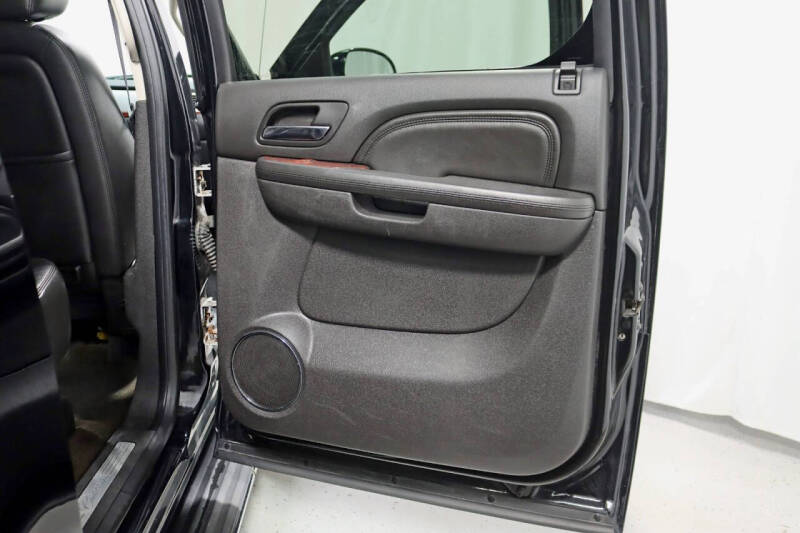 2011 Cadillac Escalade EXT
