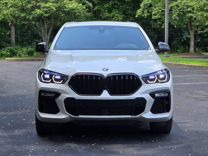 2021 BMW X6 M50i