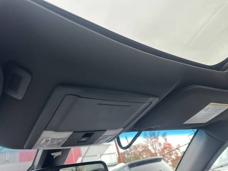 2019 Lincoln MKT Town Car Livery Fleet