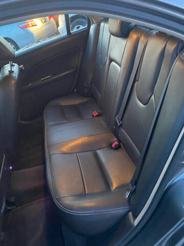 2011 Ford Fusion SEL