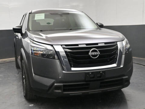 2023 Nissan Pathfinder S