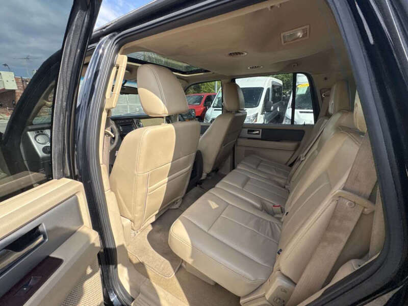 2012 Ford Expedition XLT