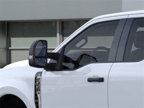 2025 Ford F-350 Super Duty XL