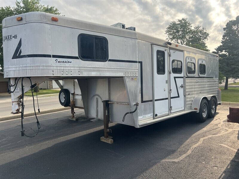 1999 CHEROKEE HORSE TRAILER