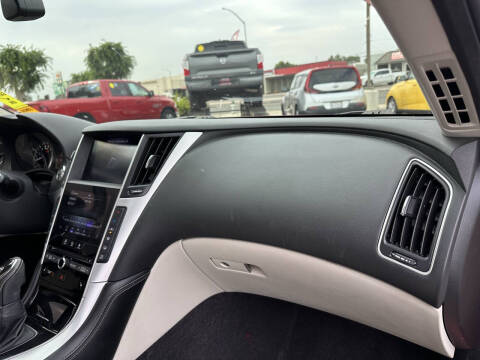 2022 Infiniti Q50 Luxe