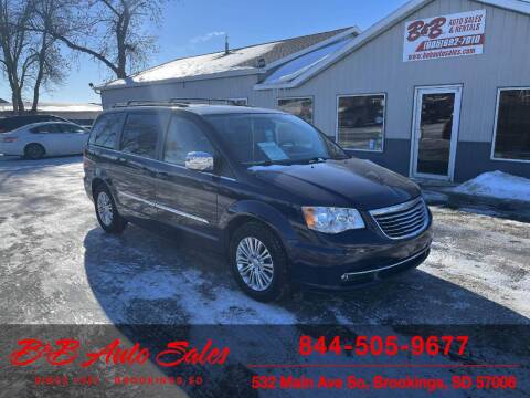 2015 Chrysler Town and Country for sale at B & B Auto Sales in Brookings SD