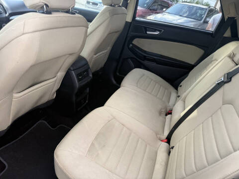 2016 Ford Edge SE