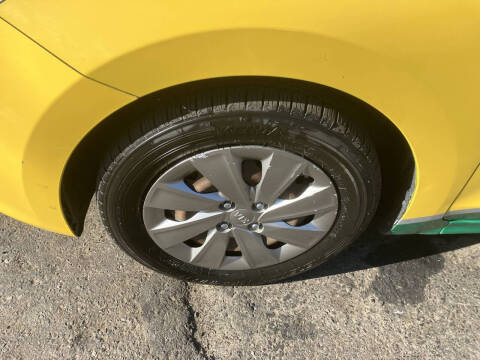 2019 Kia Rio 5-Door S