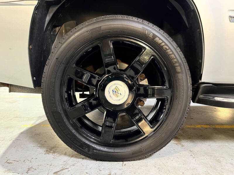 2010 Cadillac Escalade Luxury