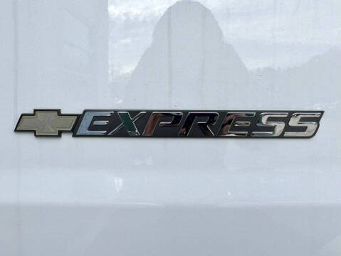 2024 Chevrolet Express 2500