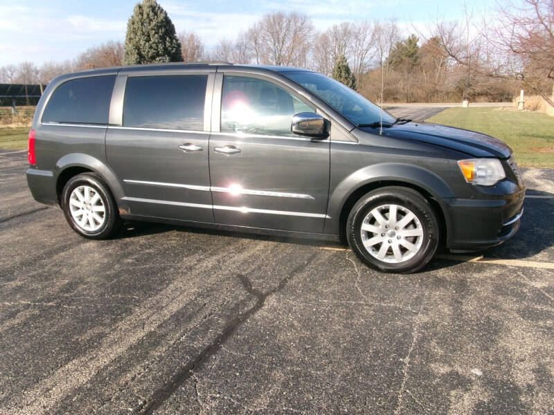 2011 town and country for sale