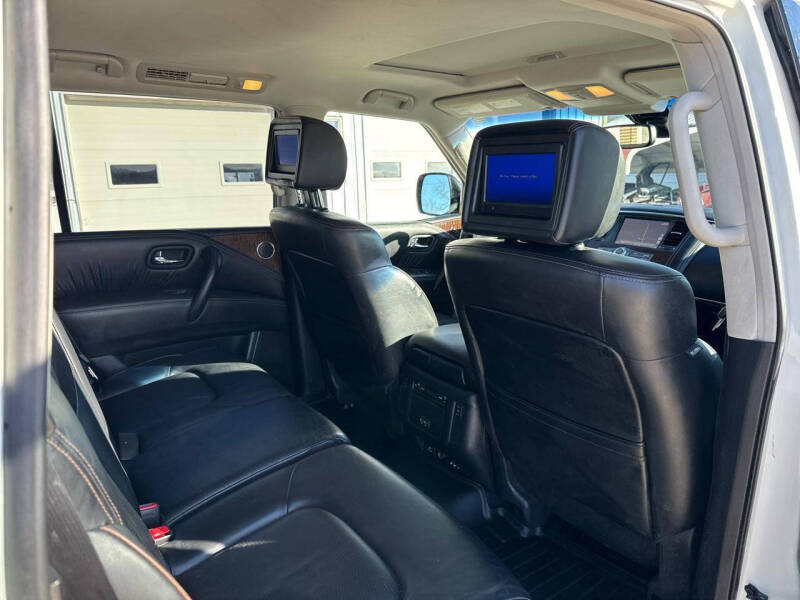 2017 Nissan Armada Platinum