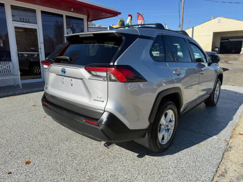 2021 Toyota RAV4 Hybrid LE