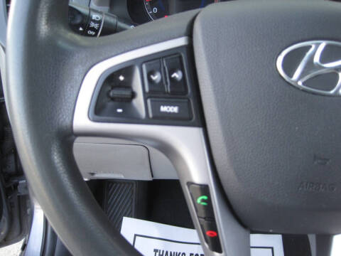 2017 Hyundai Accent SE