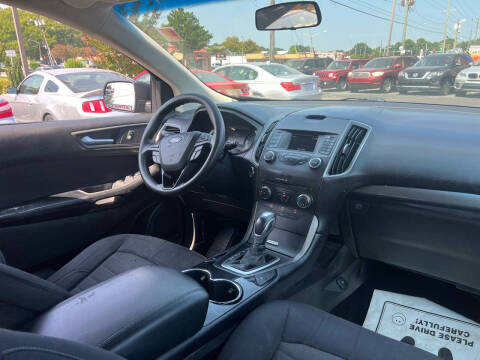 2016 Ford Edge SE