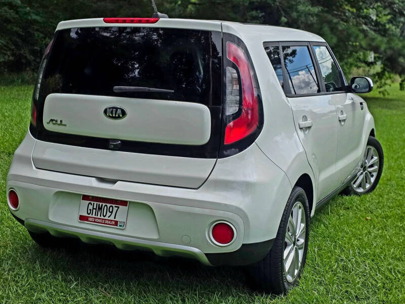 2018 Kia Soul +