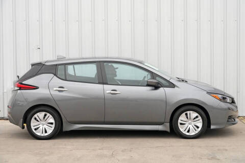 2025 Nissan LEAF S