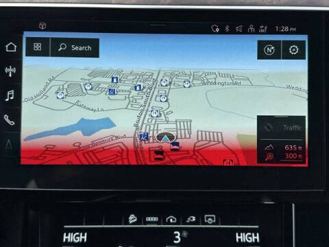 2022 Audi e-tron quattro Premium Plus