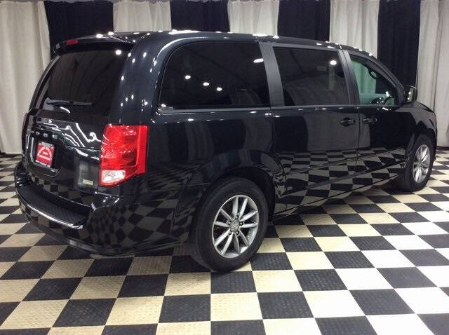 2016 Dodge Grand Caravan SE Plus